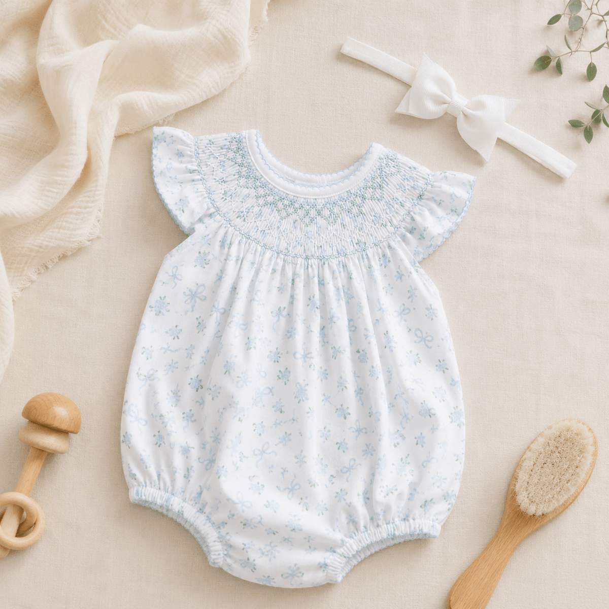Baby Girl Bubble Gift Set - Eloise's Classics Bishop Smocked - Magnolia BabyBaby Gift Set
