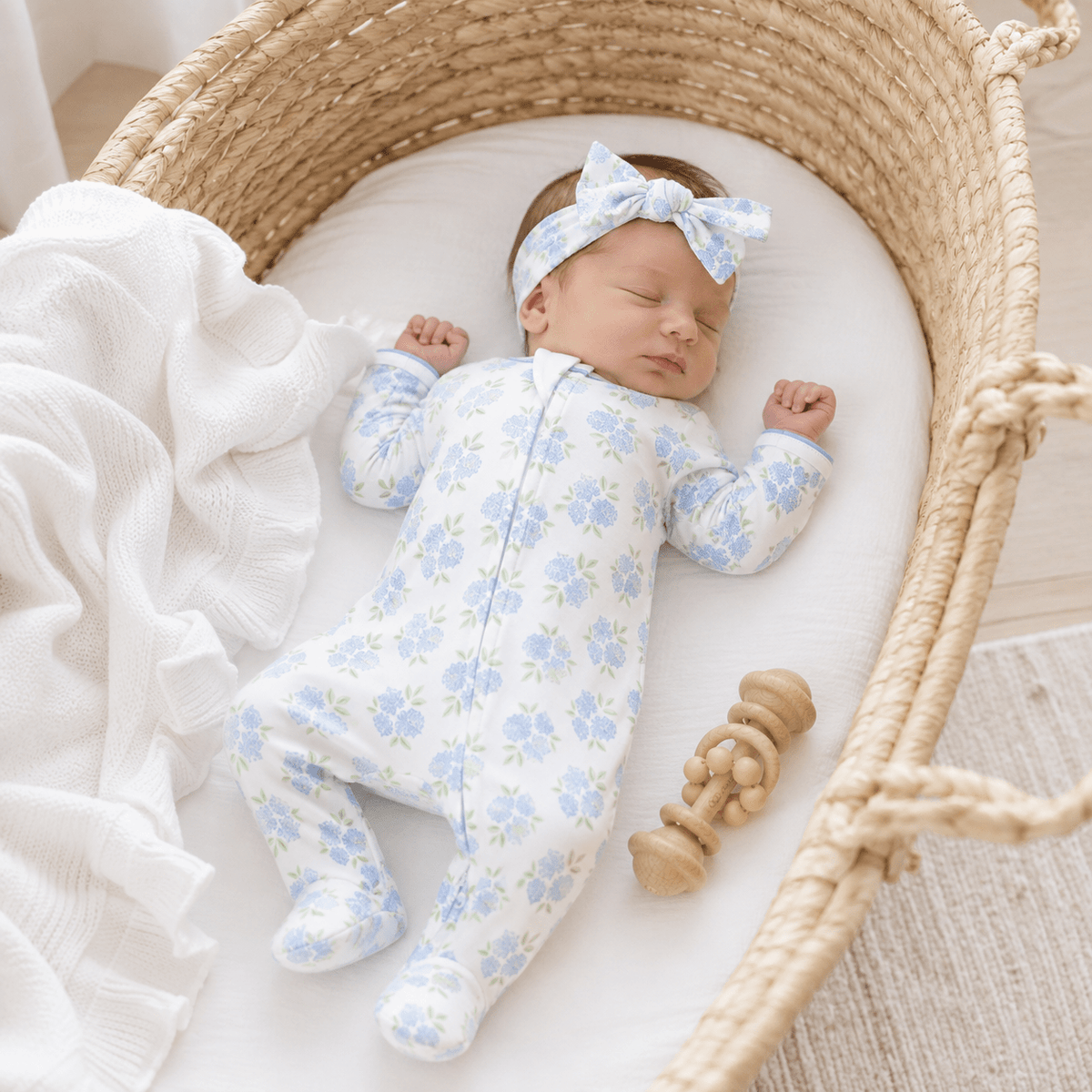 Magnolia Baby_Baby Girl Take Me Home Set - Hydrangea Print_1