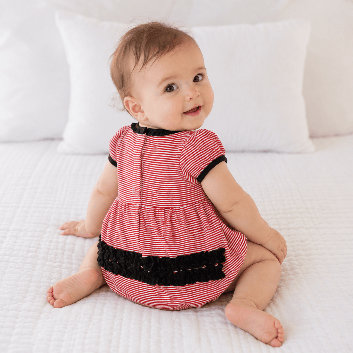 Magnolia Baby_Bulldog Pride Applique Ruffle Short Sleeve Bubble_2