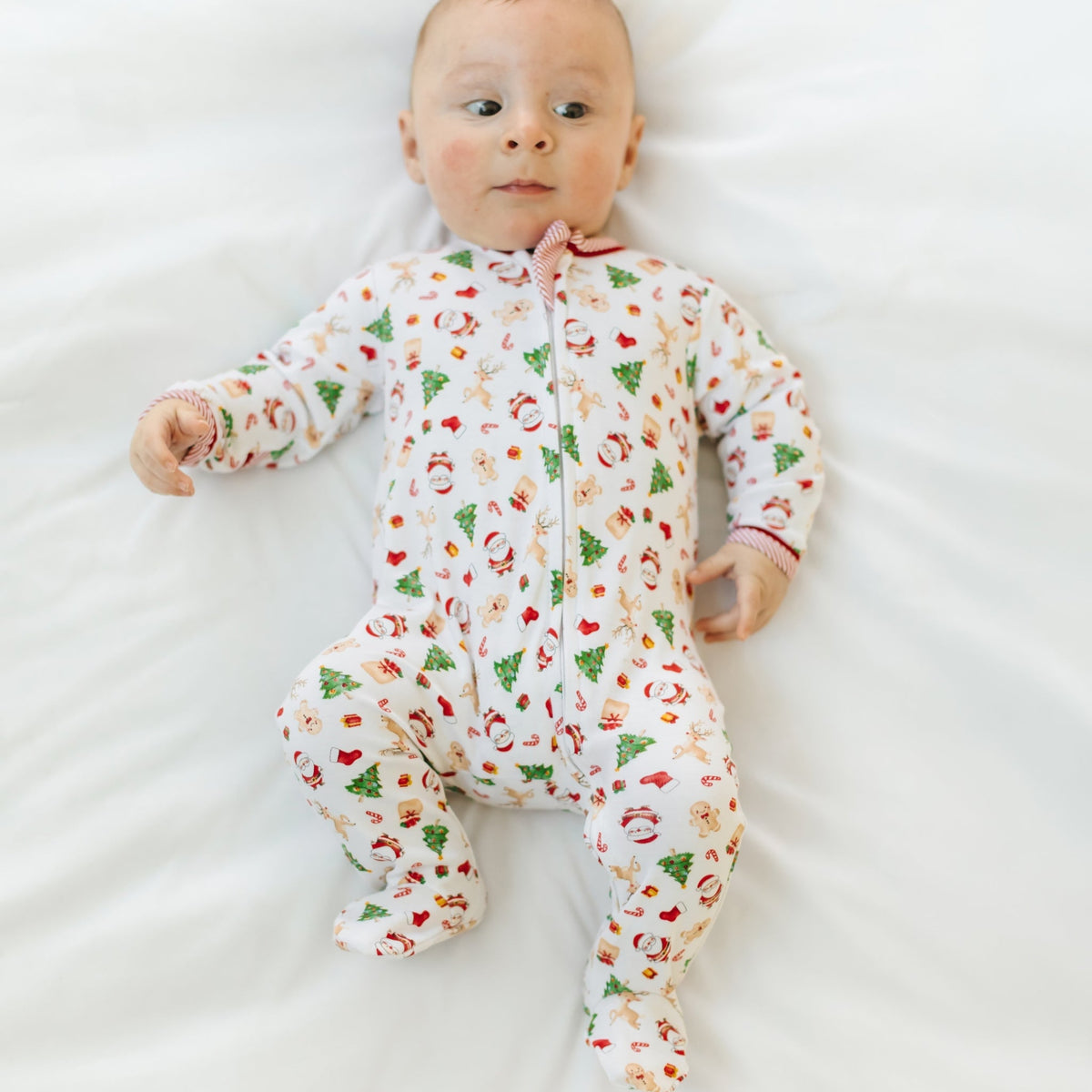 Magnolia Baby_Christmas Magic Print Zip Footie_2