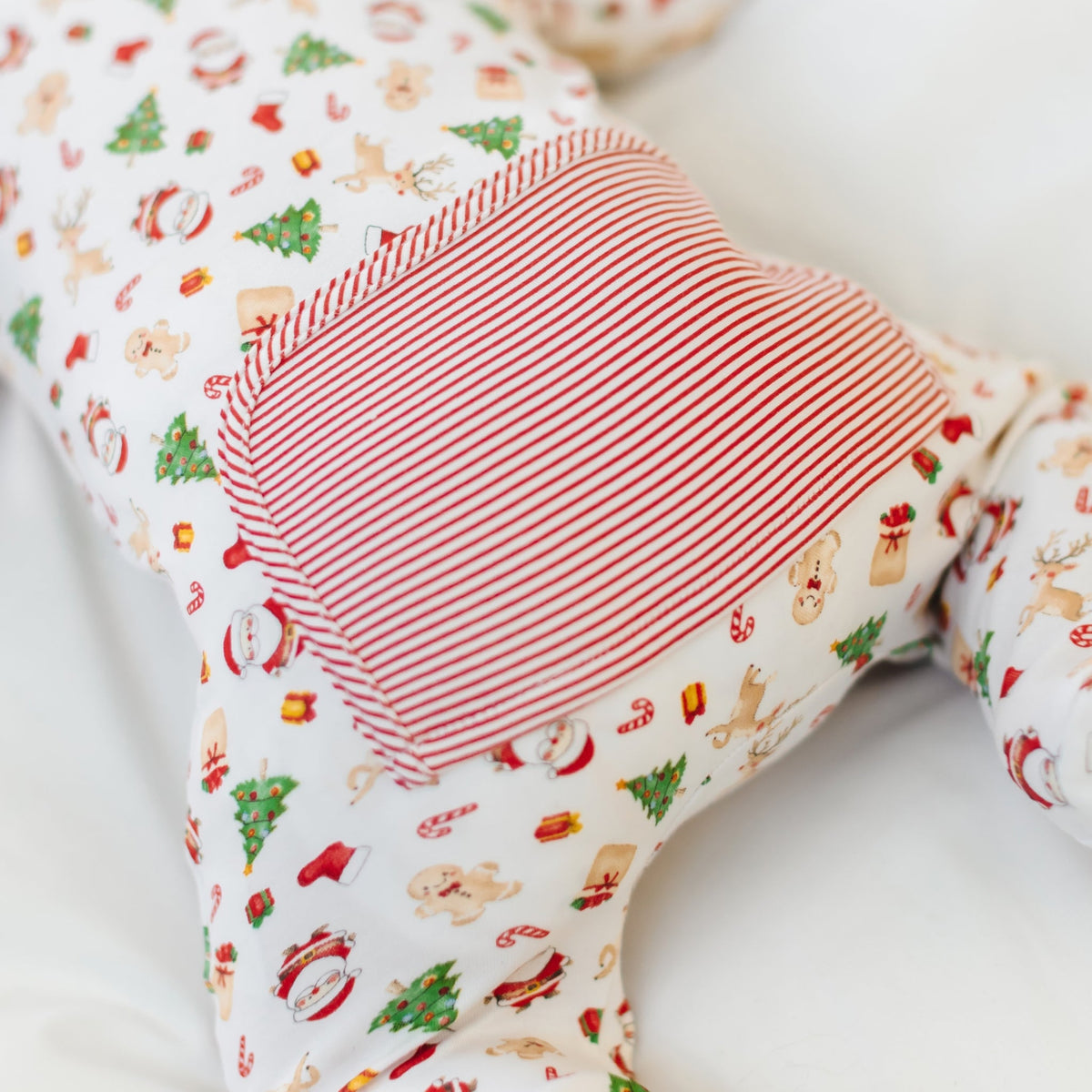 Magnolia Baby_Christmas Magic Print Zip Footie_3