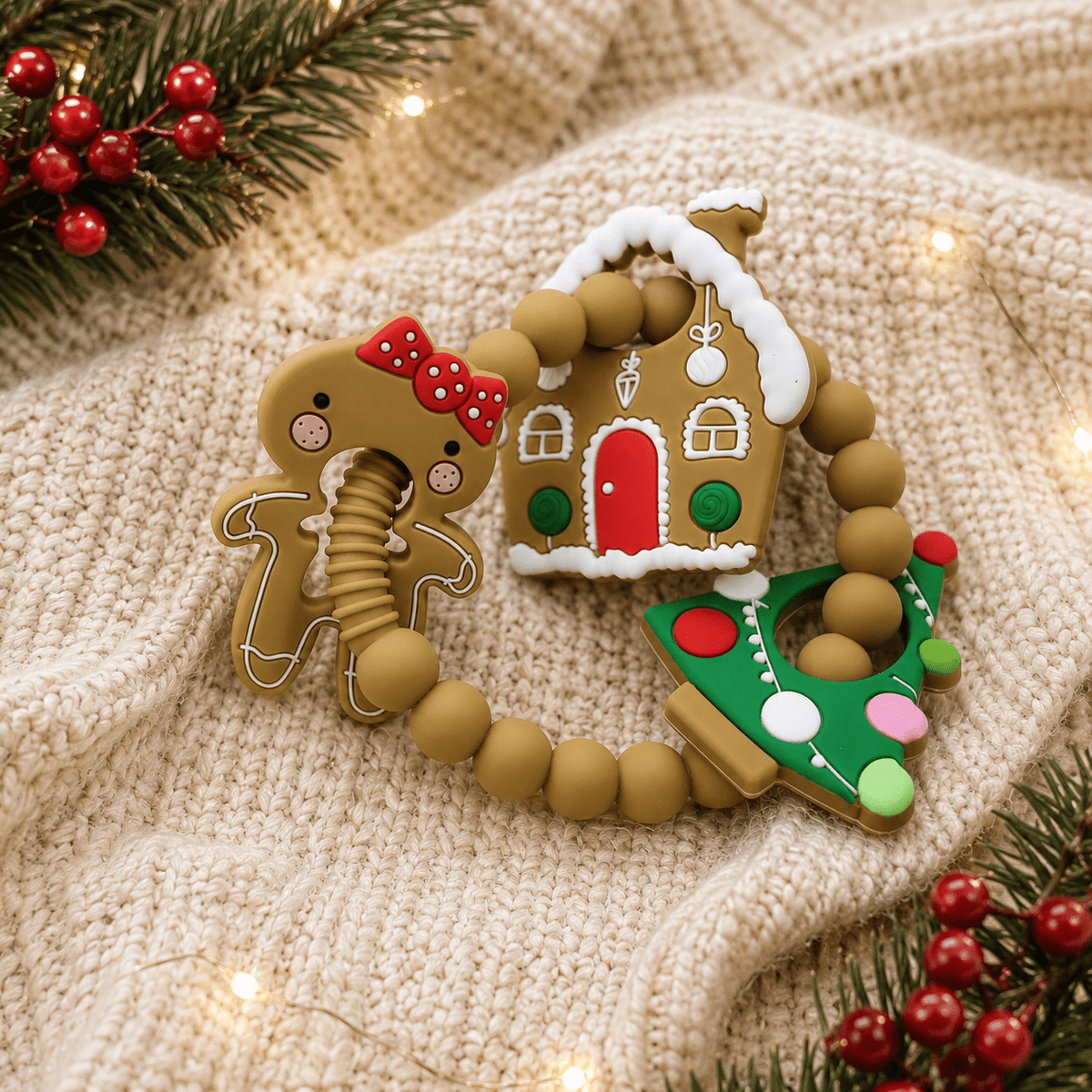 D & C TOYS_Christmas Tree and Gingerbread Teether Ring_1