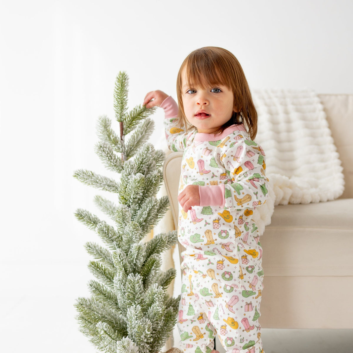 Luna and Arlo_Cowboy Christmas Long Pajamas - Dusty Rose_5