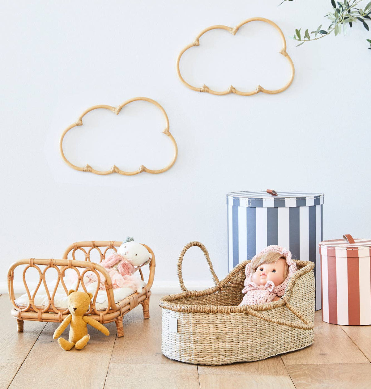 Dolly Baby Doll Bassinet - Magnolia BabyToy
