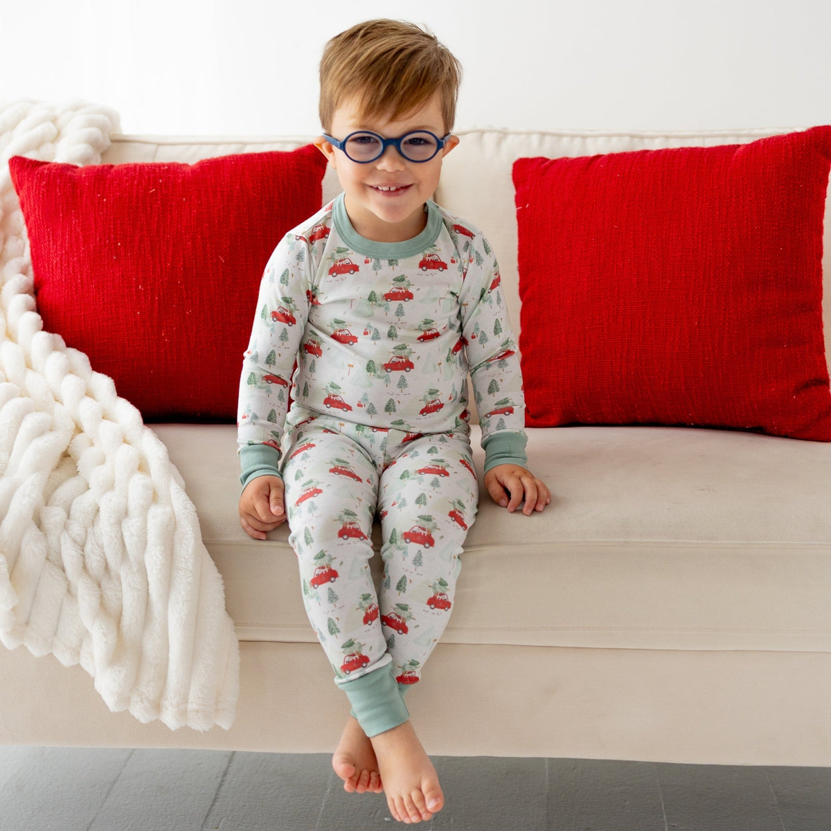 Luna and Arlo_Evergreen Express Long Pajamas_8