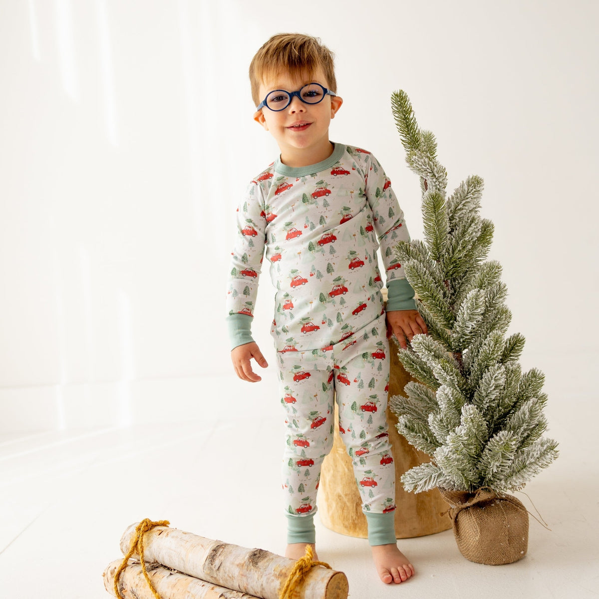 Luna and Arlo_Evergreen Express Long Pajamas_2