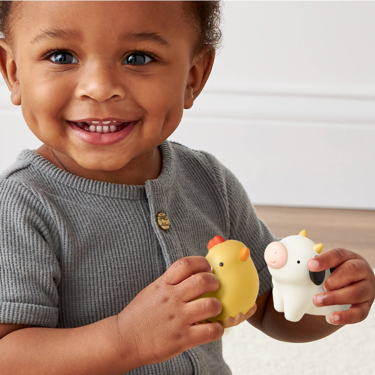 Itzy Play Barn - Magnolia BabyActivity Toys
