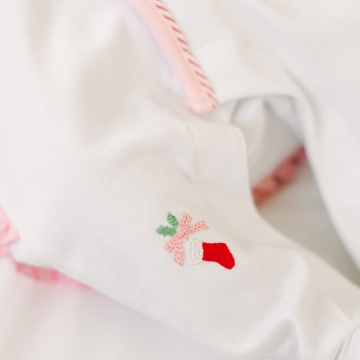 Magnolia Baby_Jolly Ribbons Hand-Embroidered Ruffle Footie_8