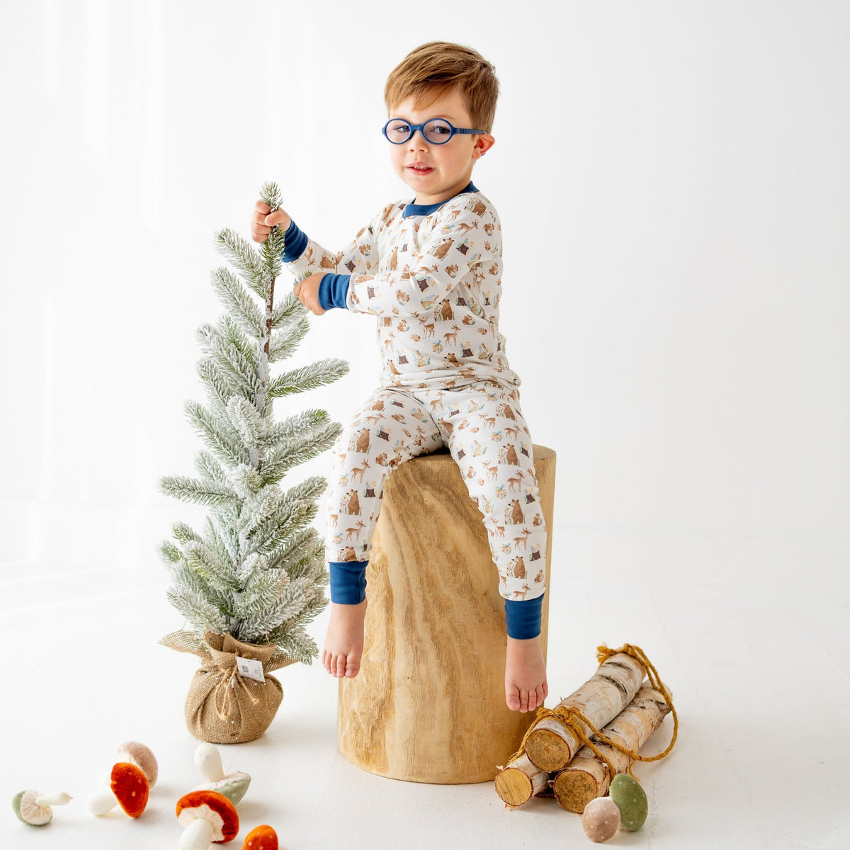Luna and Arlo_Kindred Woods Long Pajamas_8