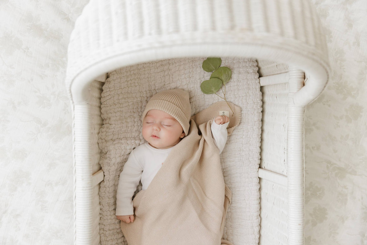 Bleu La La_Organic Cotton Knit Blanket + Hat Gift Set - Oatmeal_2