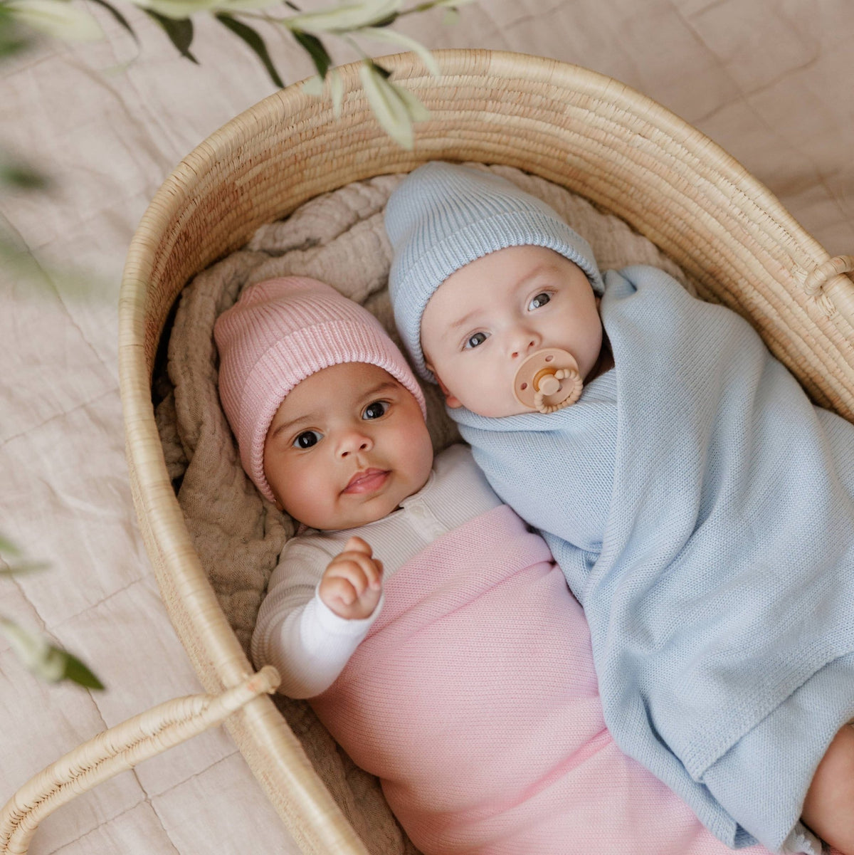 Bleu La La_Organic Cotton Knit Blanket + Hat Gift Set - Sky Blue_5