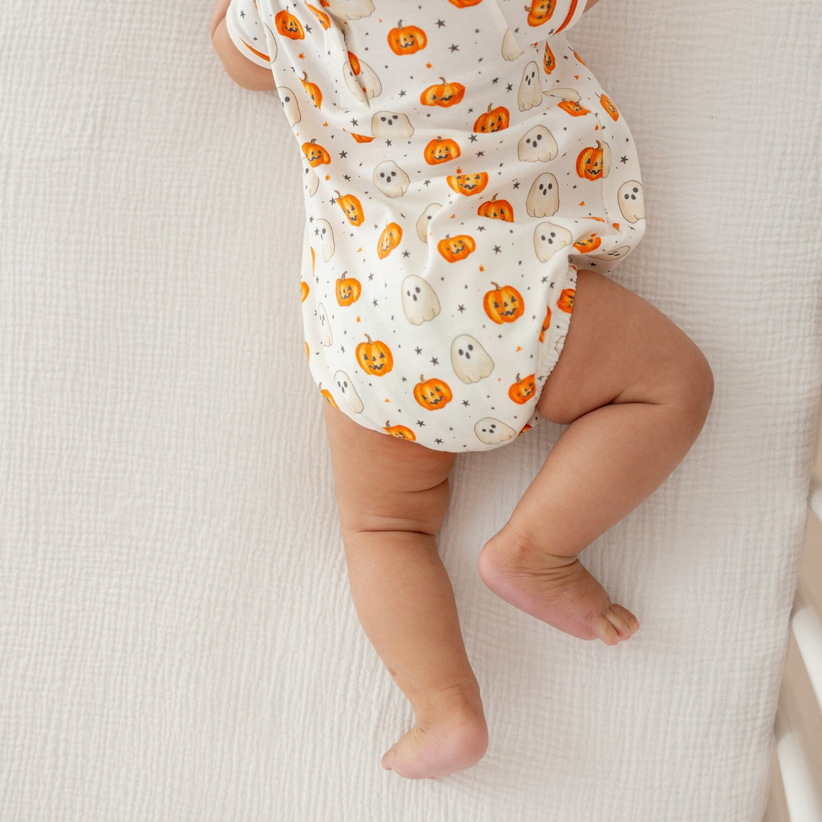 Luna and Arlo_Pumpkin and Boo Short Sleeve Boy Bubble_2