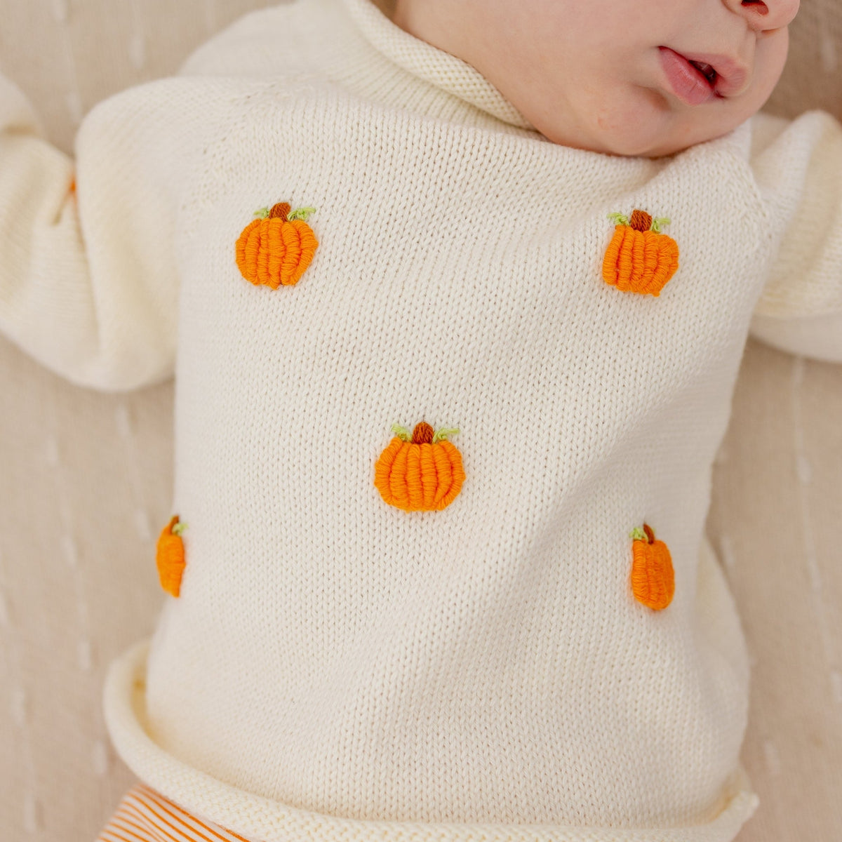 Luna and Arlo_Pumpkin Grove Sweater_4