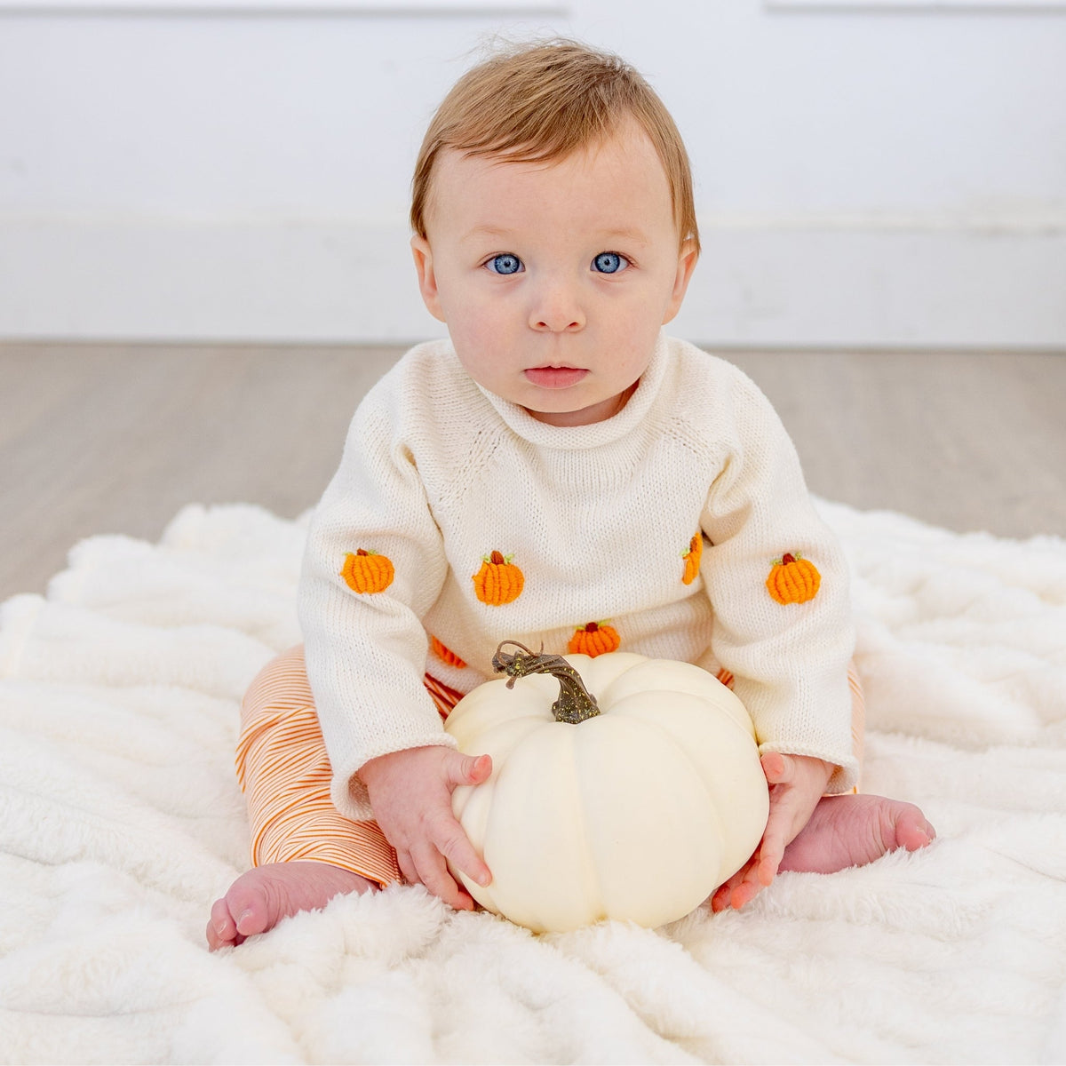 Luna and Arlo_Pumpkin Grove Sweater_3