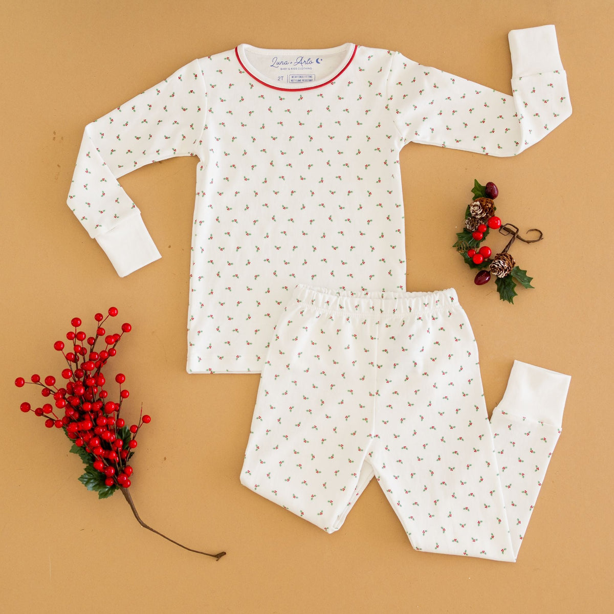 Winter Berries Long Pajamas by Luna and Arlo - Magnolia BabyLong Pajamas